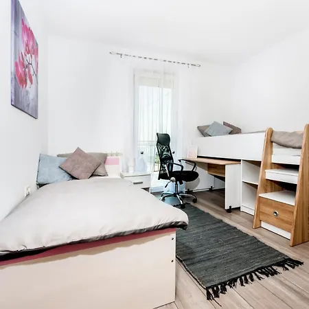 Apartment Lea's