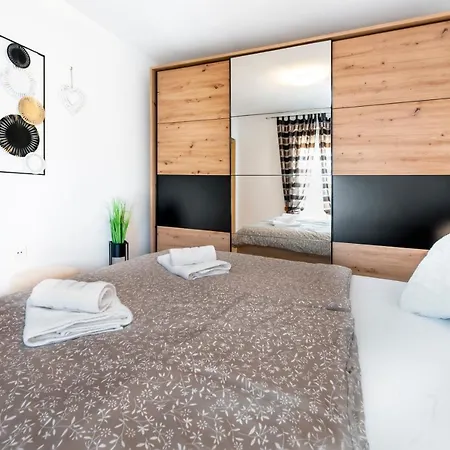 Apartment Lea's *